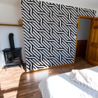 papel pintado 57 líneas entrelazadas blanco y negro habitación
