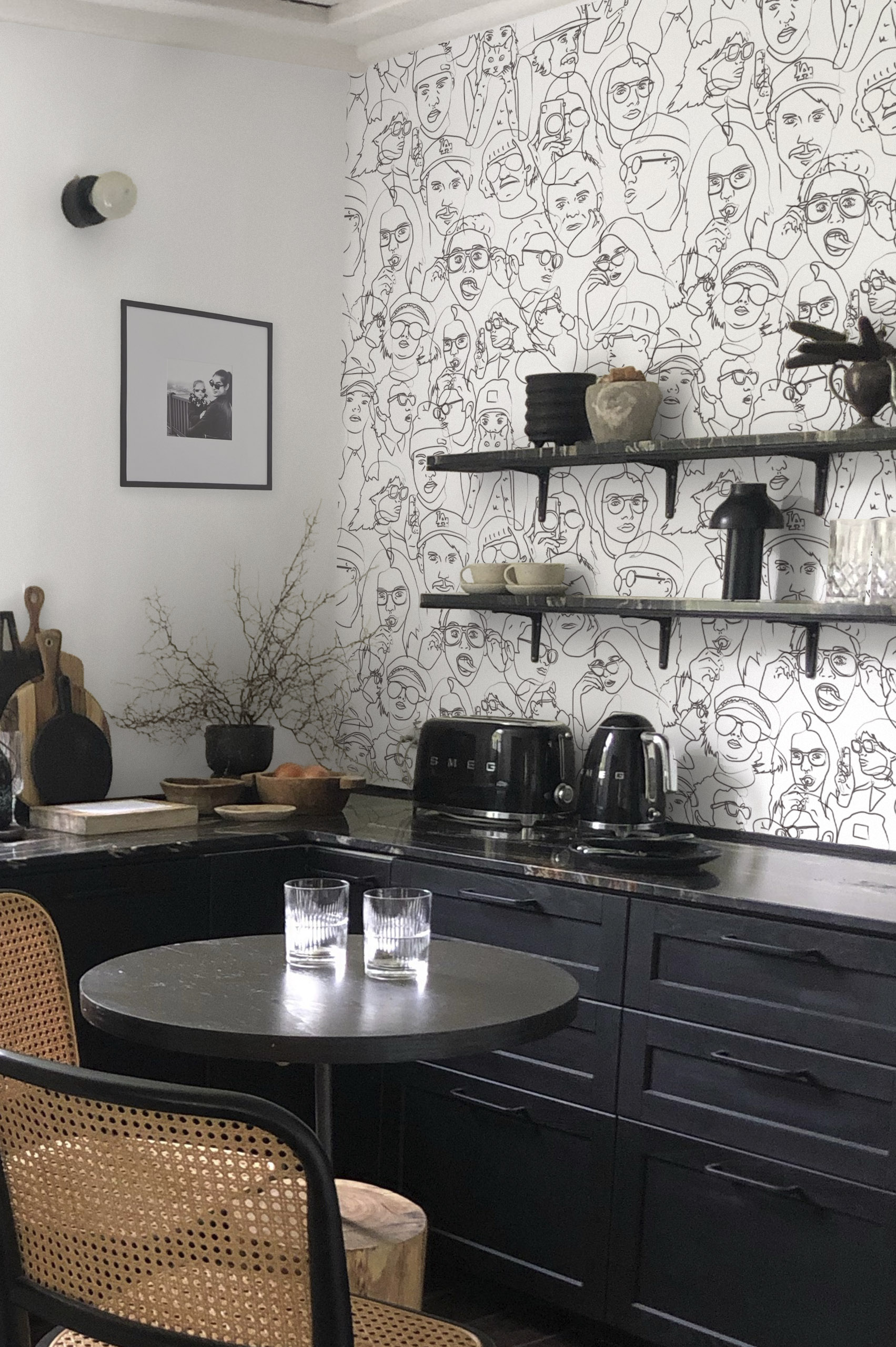 n52 cuisine visages en noir et blanc street art