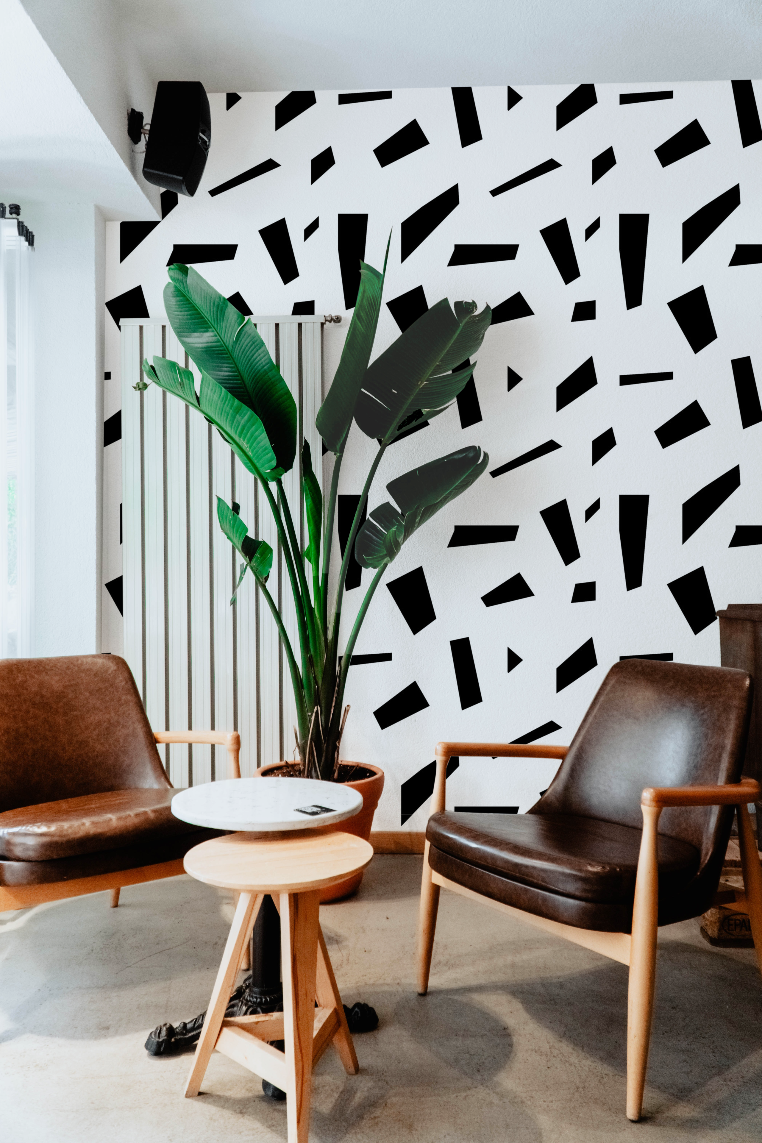 Wallpaper Nº127 black and white shapes modern living room Wallpaper N°127 black and white shapes modern living room