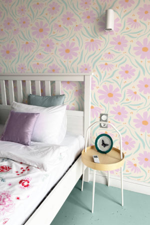 chambre papier peint rose fleur blanche suzanne nature