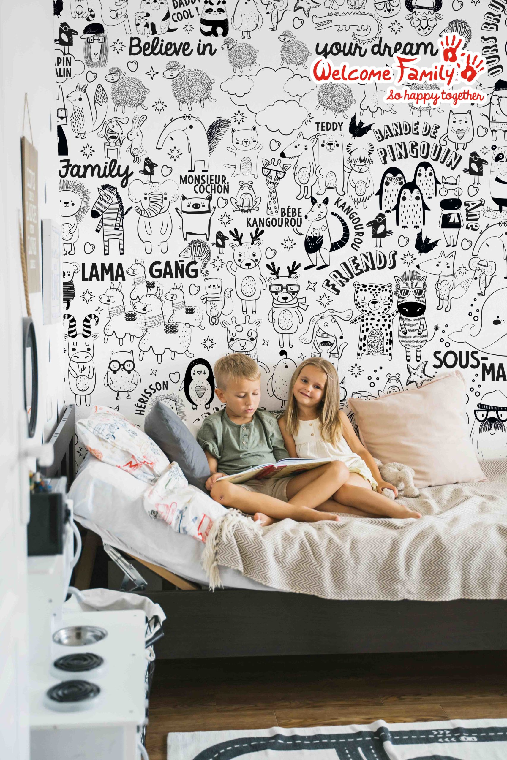 papier peint enfant n346 à colorier noir et blanc chambre enfant