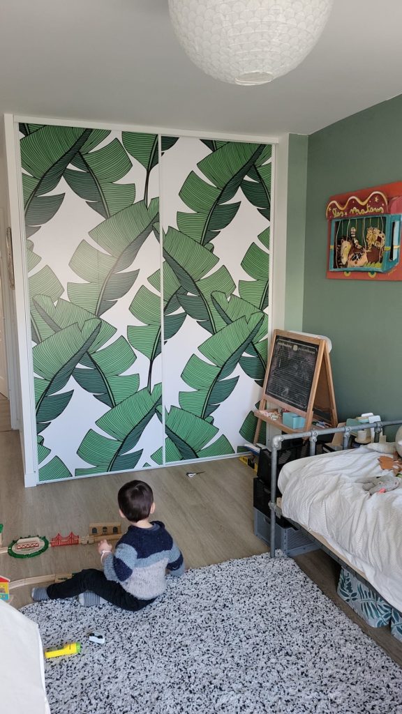 Papier-peint-25-Feuille-adhesif-armoire-client-satisfait-vert